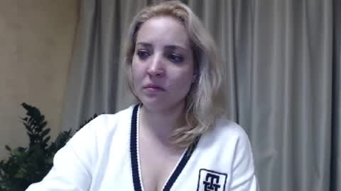 Mari online show from 5, 3, 2025