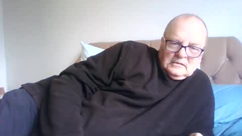 Snapshot of old_fkr chatting on 29, 12, 2024 old_fkr online show from 29, 12, 2024