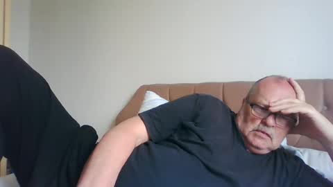 old_fkrr_ online show from 3, 8, 2026