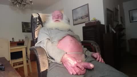 oldfucker9 online show from 6, 11, 2025