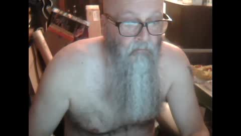 oldman196262 online show from 16, 2, 2025