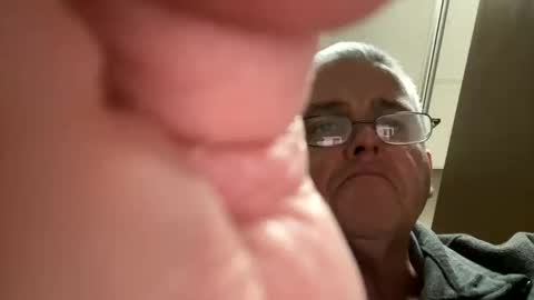 Snapshot of oldrm chatting on 23, 12, 2024 OldrM online show from 23, 12, 2024