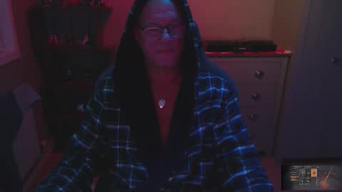 Snapshot of oldveteranuk chatting on 28, 10, 2025 oldveteranuk online show from 28, 10, 2025