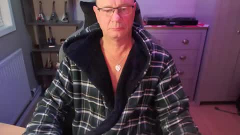 Snapshot of oldveteranuk chatting on 15, 2, 2026 oldveteranuk online show from 15, 2, 2026