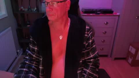 Snapshot of oldveteranuk chatting on 2, 3, 2026 oldveteranuk online show from 2, 3, 2026