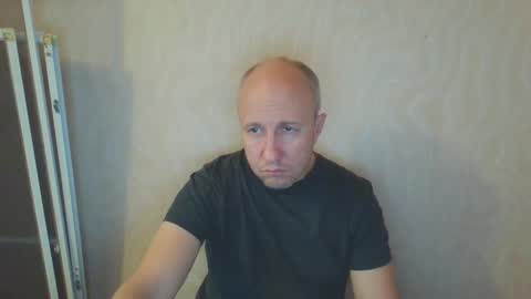 Snapshot of oleg365 chatting on 29, 12, 2024 figaro online show from 29, 12, 2024