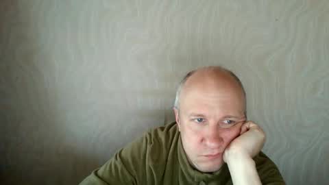 Snapshot of oleg365 chatting on 2, 5, 2026 figaro online show from 2, 5, 2026