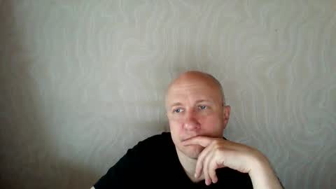 Snapshot of oleg365 chatting on 16, 5, 2026 figaro online show from 16, 5, 2026