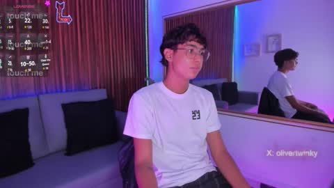 oliver20__ online show from 28, 3, 2026