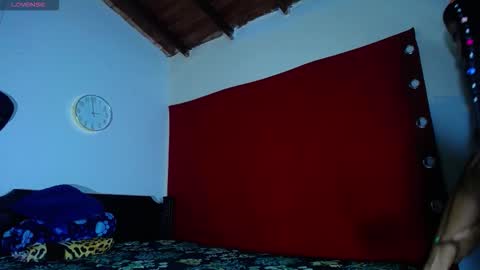 Oliver and MeganIndependent online show from 9, 11, 2025