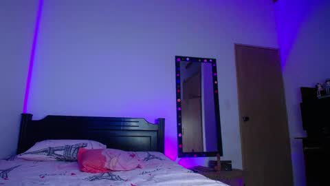 Oliver and MeganIndependent online show from 5, 4, 2026