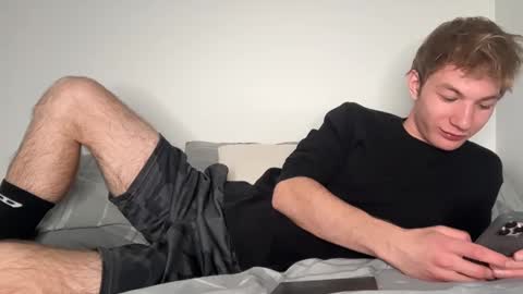 Snapshot of oliver_beck chatting on 5, 3, 2025 Oliver Beck online show from 5, 3, 2025