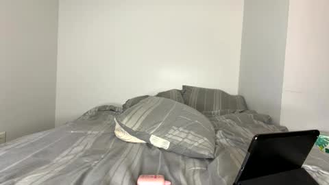 Snapshot of oliver_beck chatting on 1, 10, 2025 Oliver Beck online show from 1, 10, 2025