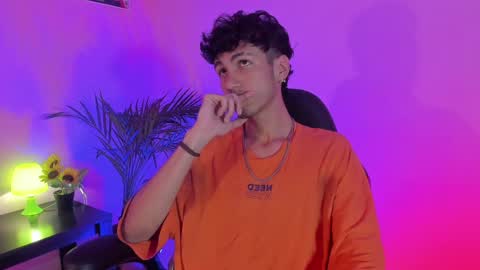 Snapshot of oliver_fast_ chatting on 3, 12, 2024 Oliver fast online show from 3, 12, 2024