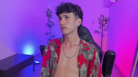 Snapshot of oliver_fast_ chatting on 5, 12, 2024 Oliver fast online show from 5, 12, 2024