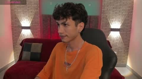 Snapshot of oliver_fast_ chatting on 12, 12, 2024 Oliver fast online show from 12, 12, 2024