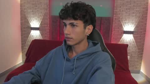 Snapshot of oliver_fast_ chatting on 13, 12, 2024 Oliver fast online show from 13, 12, 2024