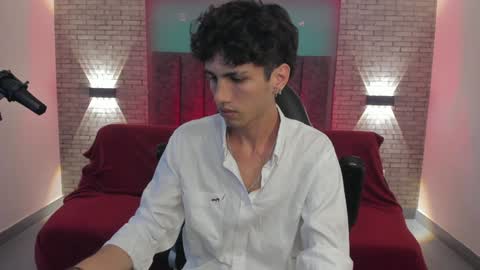 Snapshot of oliver_fast_ chatting on 17, 12, 2024 Oliver fast online show from 17, 12, 2024