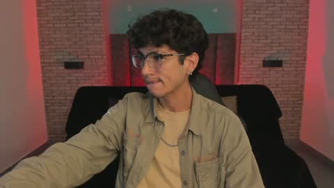 Snapshot of oliver_fast_ chatting on 7, 1, 2025 Oliver fast online show from 7, 1, 2025