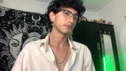 Snapshot of oliver_fast_ chatting on 14, 10, 2025 Oliver fast online show from 14, 10, 2025