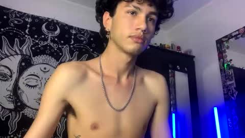 Snapshot of oliver_fast_ chatting on 19, 10, 2025 Oliver fast online show from 19, 10, 2025