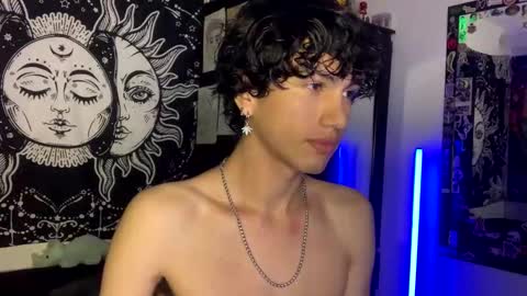 Snapshot of oliver_fast_ chatting on 23, 10, 2025 Oliver fast online show from 23, 10, 2025