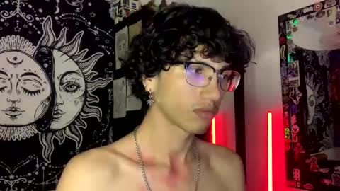 Snapshot of oliver_fast_ chatting on 25, 11, 2025 Oliver fast online show from 25, 11, 2025