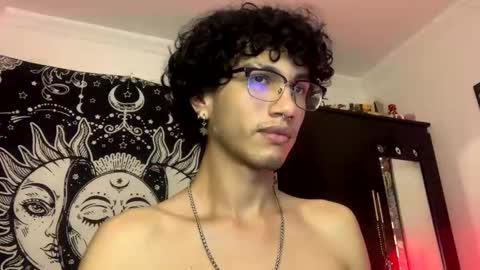 Snapshot of oliver_fast_ chatting on 26, 11, 2025 Oliver fast online show from 26, 11, 2025