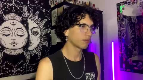 Snapshot of oliver_fast_ chatting on 19, 12, 2025 Oliver fast online show from 19, 12, 2025