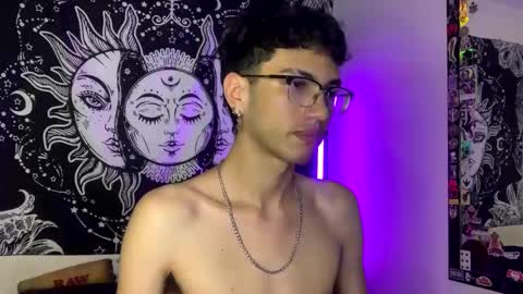 Snapshot of oliver_fast_ chatting on 16, 4, 2026 Oliver fast online show from 16, 4, 2026