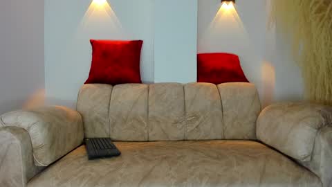 OLIVER online show from 23, 12, 2024