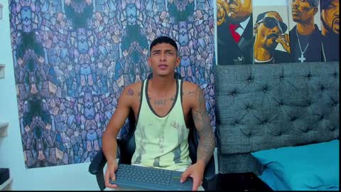 Snapshot of oliver_smith_2 chatting on 5, 1, 2025 oliver_smith_2 online show from 5, 1, 2025