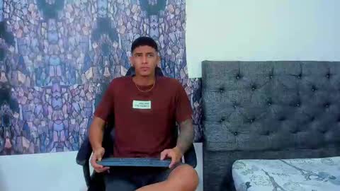 Snapshot of oliver_smith_2 chatting on 27, 2, 2025 oliver_smith_2 online show from 27, 2, 2025