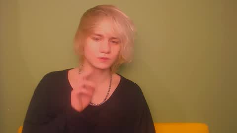 Snapshot of oliver_sweet_ chatting on 31, 1, 2025 Oliver online show from 31, 1, 2025