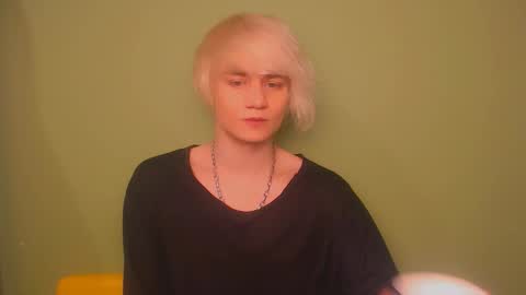 Snapshot of oliver_sweet_ chatting on 24, 2, 2025 Oliver online show from 24, 2, 2025