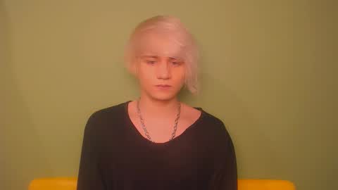 Snapshot of oliver_sweet_ chatting on 6, 3, 2025 Oliver online show from 6, 3, 2025