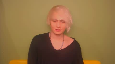 Snapshot of oliver_sweet_ chatting on 9, 3, 2025 Oliver online show from 9, 3, 2025