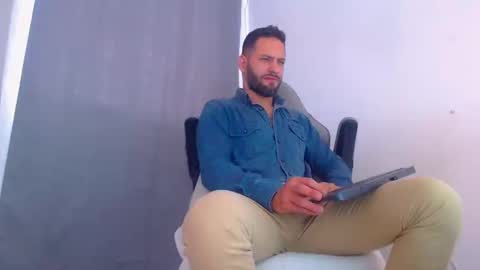 oliver online show from 31, 12, 2024