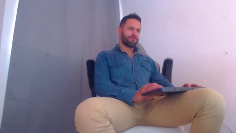 oliver online show from 3, 1, 2025