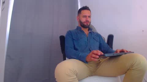 oliver online show from 5, 1, 2025