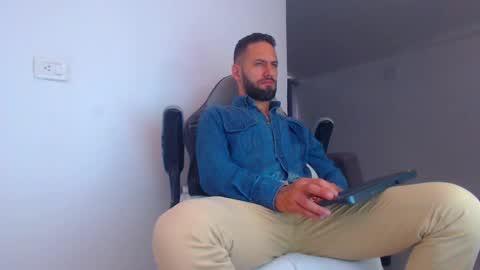 oliver online show from 11, 3, 2025