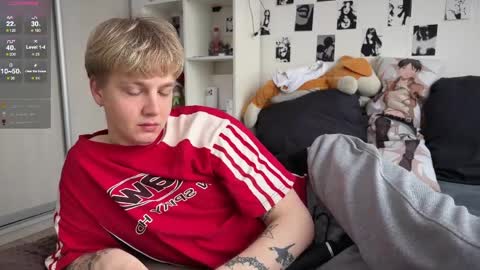 oliver online show from 4, 4, 2026