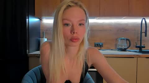 Olivia 3 online show from 26, 4, 2026