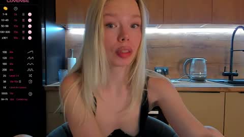 Snapshot of olivia_bells chatting on 30, 5, 2026 Olivia 3 online show from 30, 5, 2026
