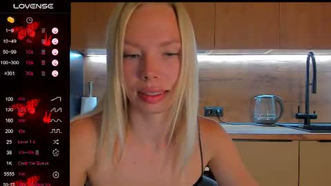 Snapshot of olivia_bells chatting on 3, 8, 2026 Olivia 3 online show from 3, 8, 2026