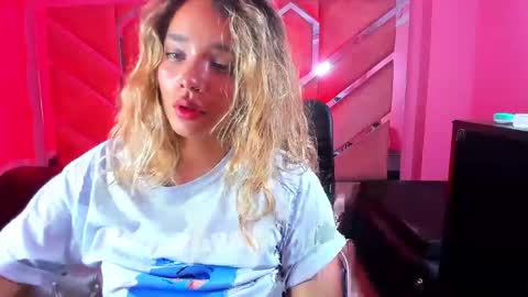  OLIVIA  online show from 26, 2, 2025