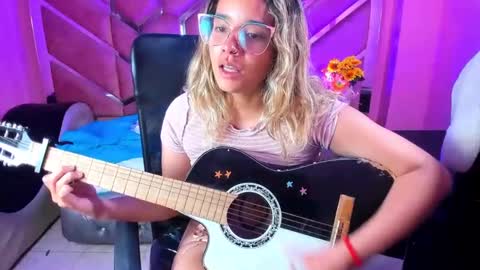  OLIVIA  online show from 8, 3, 2025