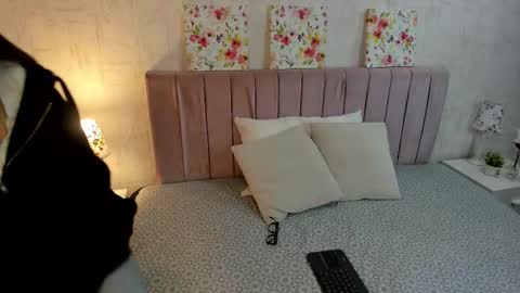 olivia online show from 8, 11, 2025