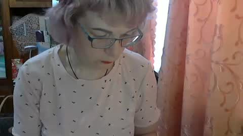 Olivia Mia online show from 15, 5, 2026