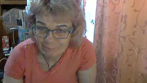 Olivia Mia online show from 16, 5, 2026